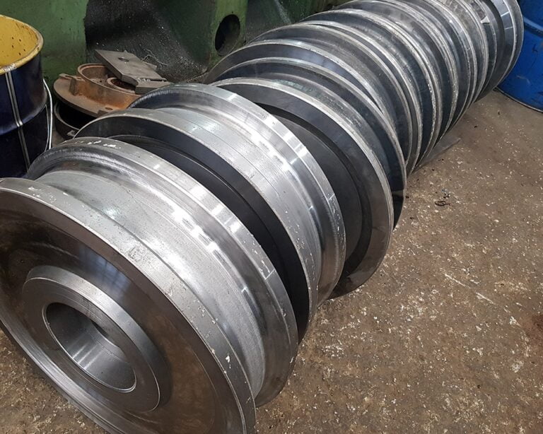 Read more about the article Vinç Tanbur ve Taşıyıcı Teker İmalatında Kalite Standartları