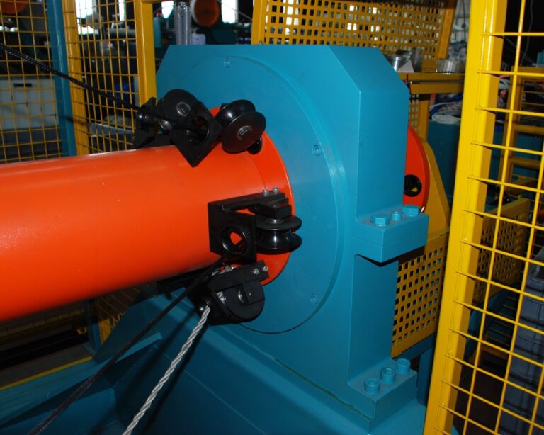 Read more about the article Halat Bükme Makineleri: Fonksiyonları ve Önemi