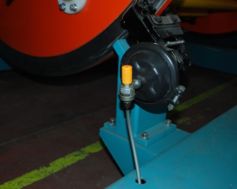 Read more about the article Halat Bükme Makinası Revizyonunda Yeni Nesil Teknolojiler