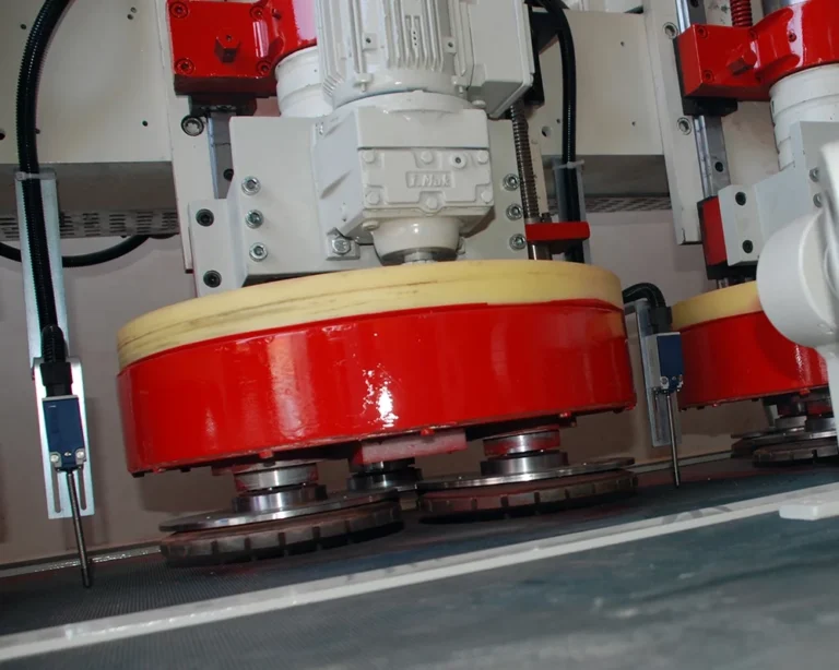 Read more about the article Cila Makinesi İmalatı